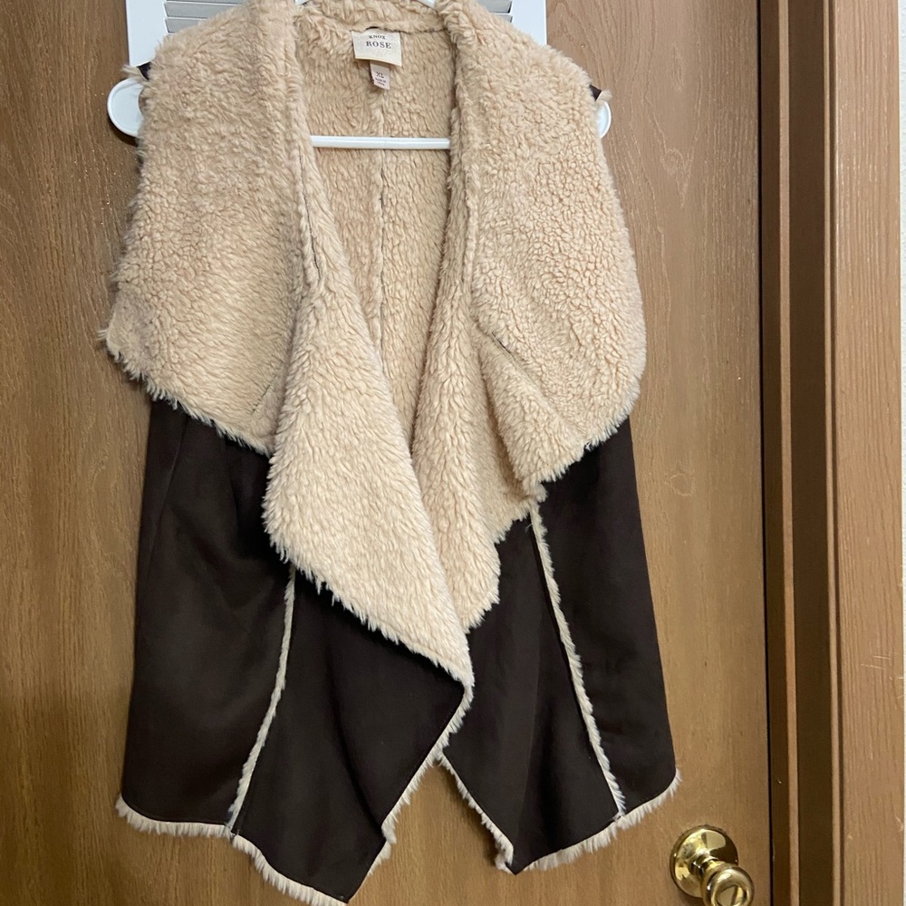 Targets Knox rose fake fur vest